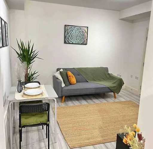 Beautiful One Bedroom Flat
