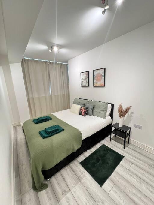 Beautiful One Bedroom Flat Apartment London
